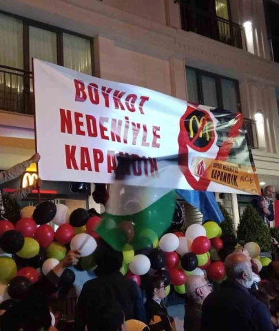Üsküdar'da hamburgeci protestosu