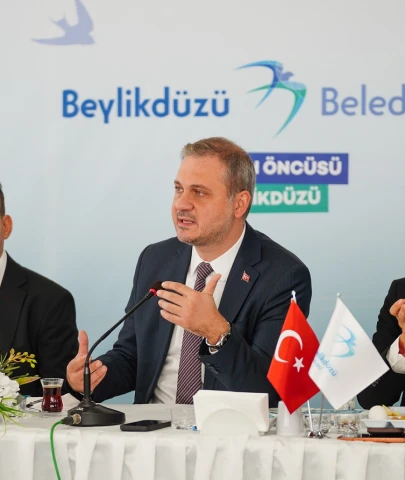BEYLİKDÜZÜ BELEDİYE BAŞKAN VEKİLİ ÇEBİ YEREL BASINLA BULUŞTU