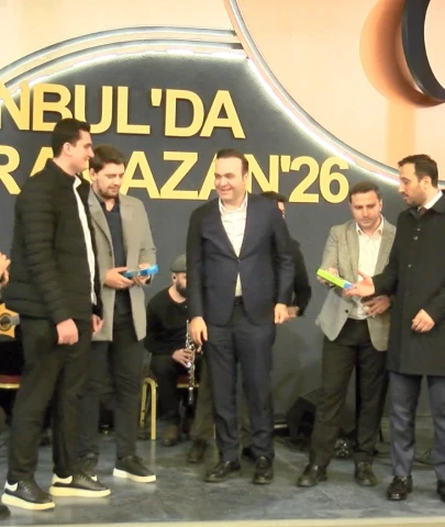 Ak Parti İstanbul İl Başkanı Abdullah Özdemir: "Maneviyatımıza kıymetli anılar bıraktığı çok güzel bir ay"