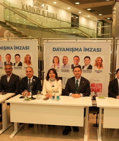 Caddebostan Kültür Merkezi’nde ‘Dayanışma İmzası’ etkinliğine yoğun katılım