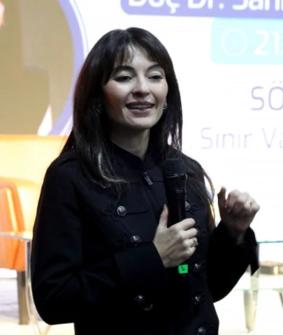 Ebeveyn ve çocuklar arasında "Sınır Var Sinir Yok" söyleşisi