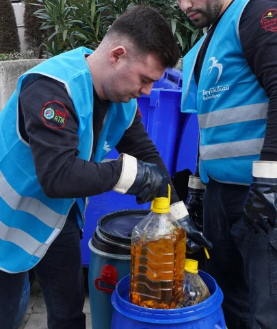 Atık yağlar hediyeye dönüşüyor