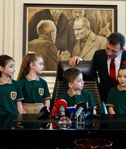 İBB Davasında İmamoğlu’ndan 23 Nisan Mesajı: “Çocuklarımızın Geleceği İçin Mücadele Ediyoruz”