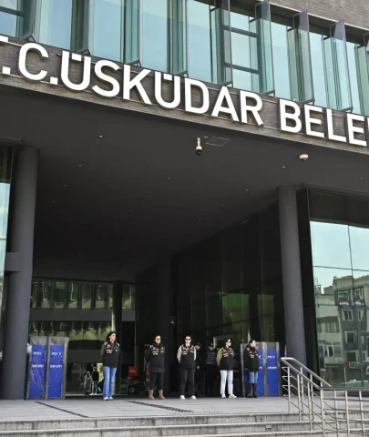 Üsküdar Belediyesi'ne operasyon