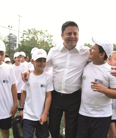 Kadıköy'de1 yerde değil her yerdeyiz!