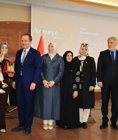 Halis Kahriman, Anneler Günü'nde anneleri unutmadı