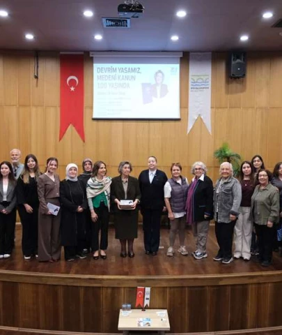 Büyükçekmece'de kadınlar haklarını konuştu
