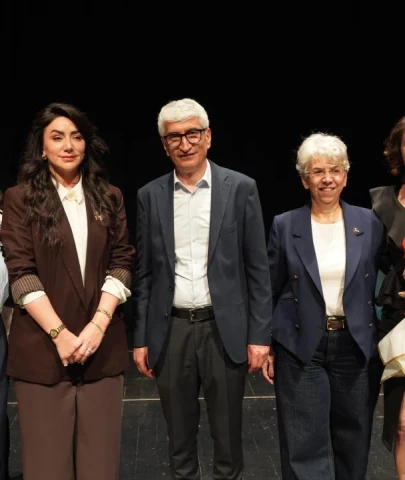 Sessiz annelerin sesi oldular