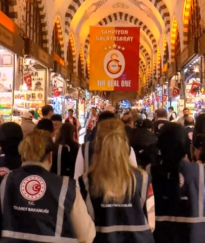 Kurban Bayram öncesi Mısır Çarşısı'nda 'fahiş fiyat' denetimi