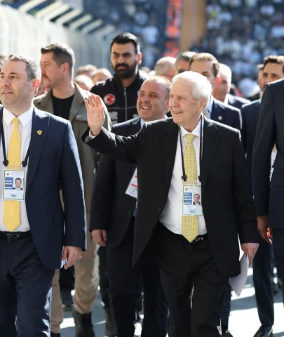 Yine yeniden Aziz Yıldırım