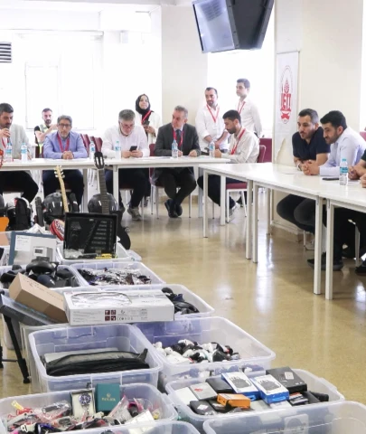 İETT’de kayıp eşya müzayedesi