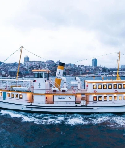 İş Vapur'da tarih yolculuğu: Cumhuriyet'in ilk yüzen sergisi "Karadeniz Vapuru"nun anısı yaşatılacak