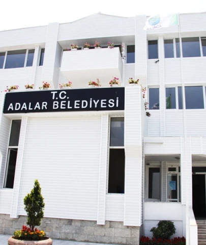 Adalar operasyonu yalanladı
