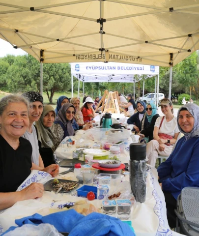 Eyüpsultan'da kadınlar üretiyor