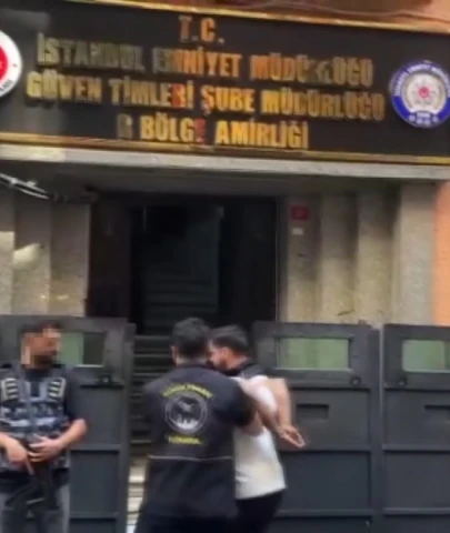 Beyoğlu’nda antika bisikleti çalan şüpheli kamerada