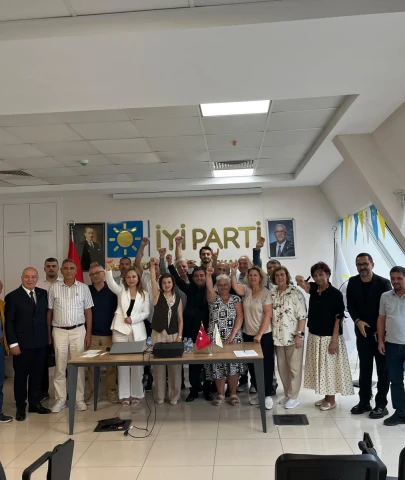 İYİ Parti, Sahadan Sandığa Eğitim Programı düzenledi