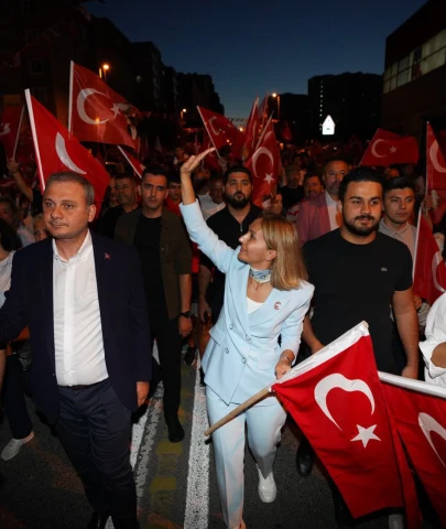Beylikdüzü 30 Ağustos'u kutladı