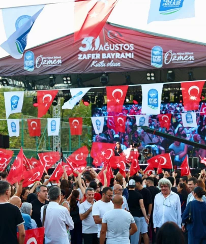 Eyüpsultan kırmızı beyaz