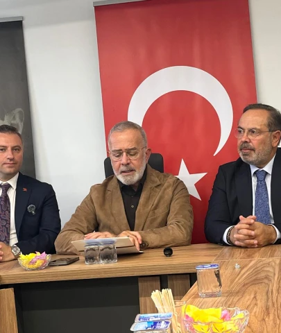 AK Parti Bakırköy’de sahaya indi: “Eksiklik bizde, kendimizi tam izah edemiyoruz”