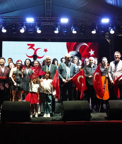 Avcılar'da coşkulu bayram kutlaması