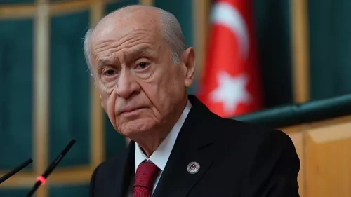 " Atatürk'ün kemikleri sızlıyor!"