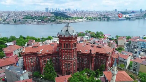 Fener Rum Lisesi kapatılacak mı?