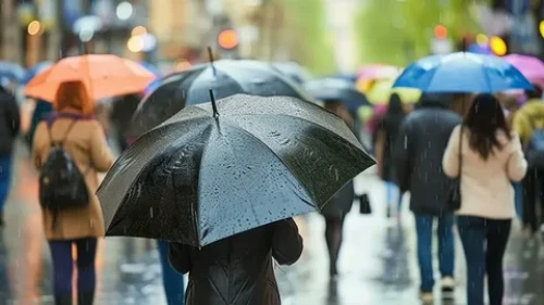 AKOM uyardı! İstanbul için yeniden fırtına alarmı!