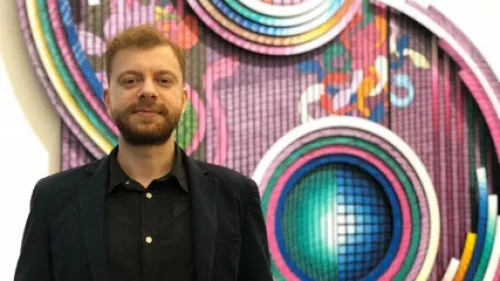 Akademisyen Emrah Gülsunar yine  gözaltına alındı