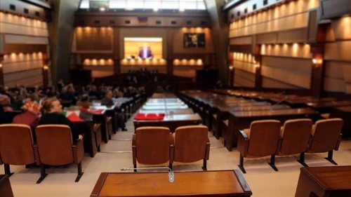 İBB Meclisi'nde 20 ilçenin 2026 yılı bütçesi onaylandı