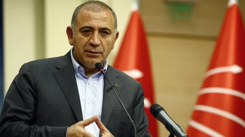 İlçe başkanını disipline verdi!