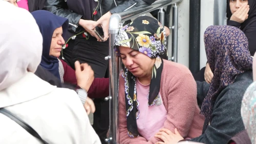 Bize dünyayı zehir ettiler!