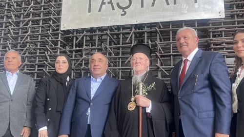 Patrik Bartholomeos temel attı