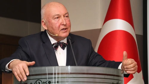 Prof. Dr. Övgün Ahmet Ercan kalp kirizi geçirdi