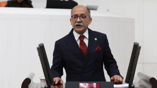 "Bütçe açığını borçla kapattınız!"