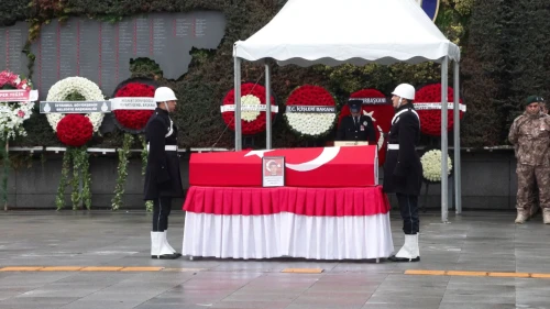 Şehit polis memuru Emre Albayrak için tören düzenlendi