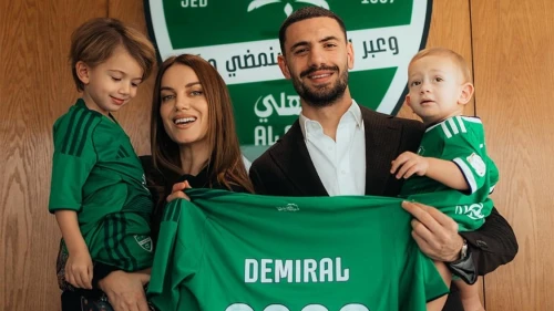 Merih rekor ücretle sözleşmesini uzattı!