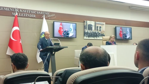 Burası tribün yeri değil!