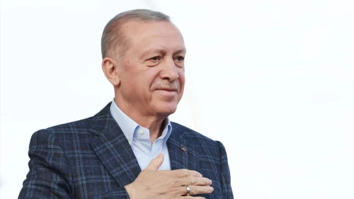 Milletvekilleriyle buluştu