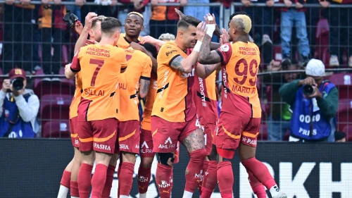 Galatasaray  gün sayıyor