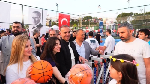 Sancaktepe'de hem açılış hem coşku