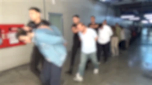 İstanbul'da FETÖ'ye yeni darbe: 12 tutuklama