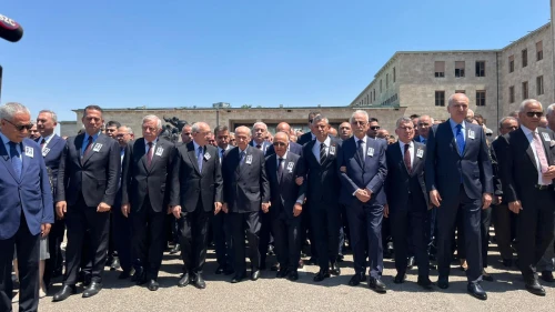 Eski CHP Genel Başkanı Öymen için TBMM'de tören