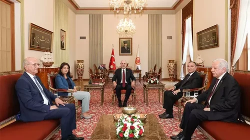 TBMM Başkanı Numan Kurtulmuş, Grup Başkanvekillerini kabul etti
