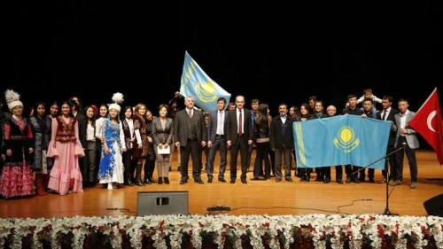 Zeytinburnu'nda Kazakistan Kültür Günü Kutlamaları Büyük İlgi Gördü!