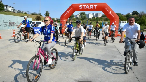 Beylikdüzü'nde pedallar sağlık için dönüyor