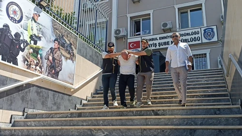 Beykoz'daki "mesaj" cinayetinin şüphelisi yakalanıp adliyeye sevk edildi