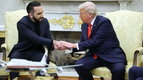 Trump'tan dosta kıyak