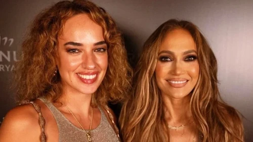 Seda Bakan'dan Jennifer Lopez fotoğrafı iddialarına açıklama