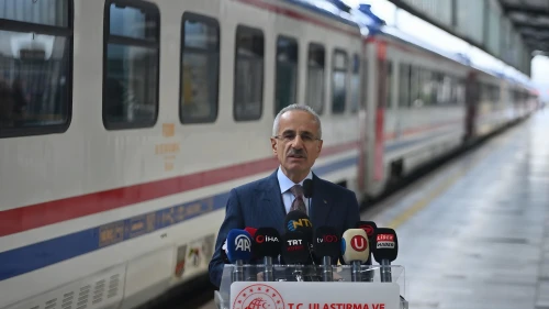 İstanbul-Paris treni hizmete başlıyor