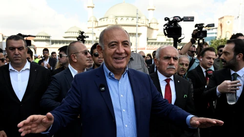 Gürsel Tekin: Biz görevimizin başındayız!